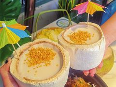 -三个椰子·现砍椰子鸡(金源CBD店)
