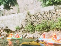 -安吉龙王山峡谷漂流