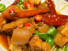 -三个大叔烤羊肉串·歌手驻唱·碳烤鲜肉(西三旗店)