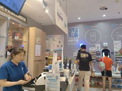 -盒马鲜生(红莲店)