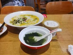 -南城香·饭香串香馄饨香(青年路店)