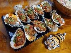 蒜蓉烤生蚝-兆辉木炭海鲜烧烤·海鲜小炒