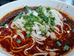 重庆小面-秦云老太婆摊摊面(磁器口店)