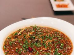 沙蒜烧豆面-新荣记(南京西路店)