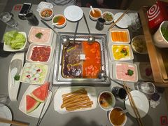 -海底捞火锅(咸阳丽彩万达店)