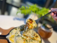 -Oasis Bar & Grill