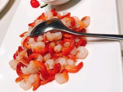 手剥河虾仁-蝶园·装修中(BFC外滩金融中心店)