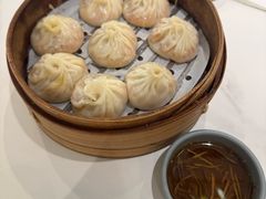 -馋三尺蟹粉小笼(人民广场店)