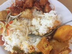 -伍秀泽海南鸡饭茶室