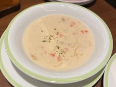 -萨莉亚意式餐厅(杭州滨江天街店)