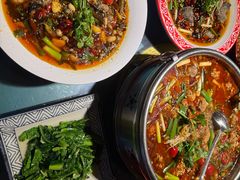 -牟记江湖重庆地标特色菜鱼蛋海鲜羊蝎子(巴南区黑金冠十多年好店)