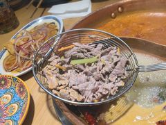 -洱火云南酸菜牛肉火锅(石景山当代商城店)