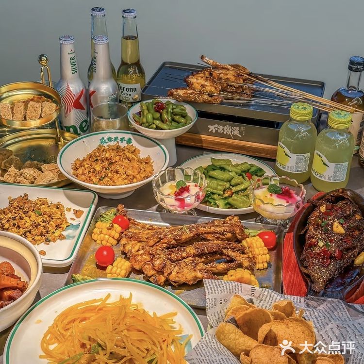 朋友小聚，不吃不散！