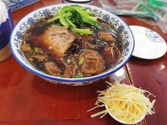 焖肉素交面-伟记奥面馆(养育巷店)