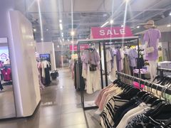 -唯品会(北京国瑞城店)