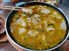 -有红鸡毛店·川菜(建设路店)