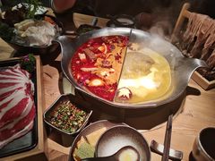 台式麻辣锅-湊湊火锅·茶憩(杭州湖滨银泰in77店)