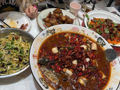 -辣小妮de川菜馆(红旗Mall店)