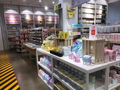-名创优品(万达广场河东店)