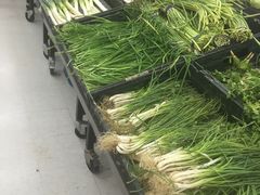 -卜蜂莲花(松江文诚路店)