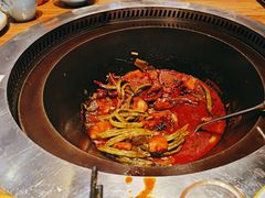 -山河屯铁锅炖·非遗东北菜(南山店)