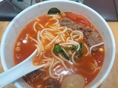 -三千粉牛肉米粉(来客茂店)