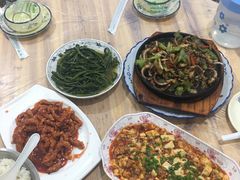 -洪霞餐馆