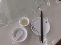 -红月湾海鲜饭店•沙滩海景(双月湾店)