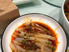 -渝信川菜 · 川味家常菜(财富购物中心店)