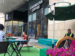 -星巴克(大庆让胡路万达广场店)