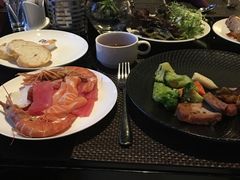 -唐拉雅秀酒店-西锦汇空中BBQ·思创餐厅