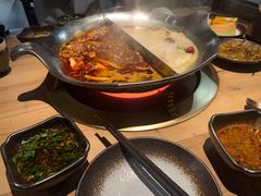 -湊湊火锅·茶憩(杭州湖滨银泰in77店)