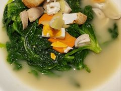 上汤浸时蔬-维园悦谱·海派家常菜(乌鲁木齐南路店)