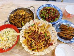 -江城燕子大排档(江汉路步行街店)