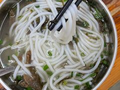 牛腩抱罗粉汤-小李腌粉(东海店)