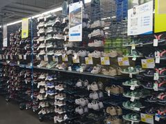 -迪卡侬(西三旗店)
