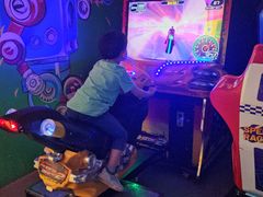 -不可思议减压馆·解压博物馆·摔碗发泄·团建定制
