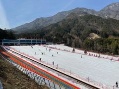 -大别山南武当滑雪场