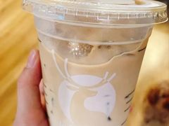 青森苹果丝绒拿铁-瑞幸咖啡(绿地红星国际广场C座店)
