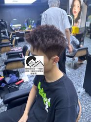 -藤野造型专业烫染接发