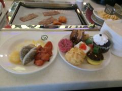 -伊尔曼都自助餐厅(102国道店)