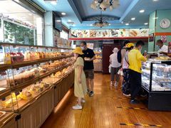 面包甜点陈列柜-新侨三宝乐面包店(崇文门店)