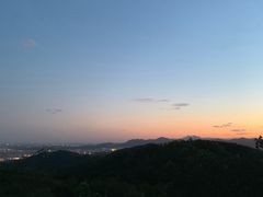 -鬼笑石后山停车场