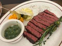 -Mark&Mars Restaurant