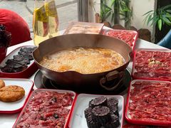 -毛辣果·贵州红酸汤牛肉火锅(西单店)