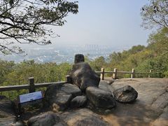 -灵岩山风景区