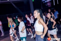 -DL BARBERSHOP男士理发店