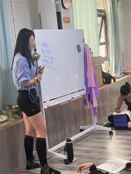 -亚太瑜伽普拉提学院