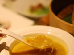 蟹粉鱼翅-成隆行·蟹王府(九江路店)