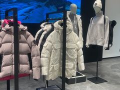 -Canada Goose加拿大鹅(沈阳万象城店)